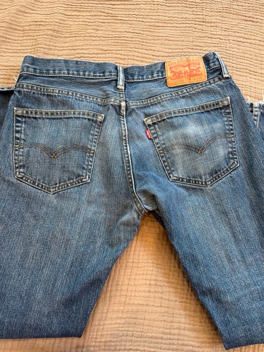 Levi’s distressed - Picture 3 of 5